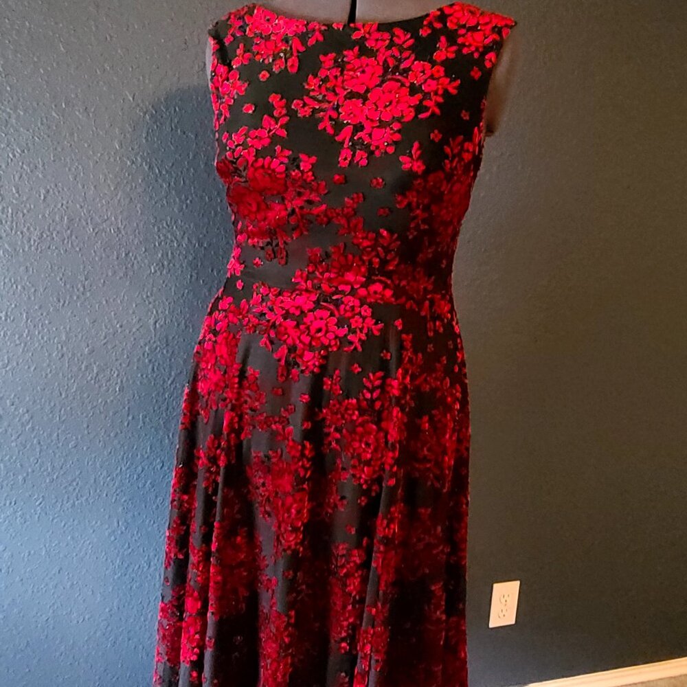 Betsey Johnson Black/Red Metallic Floral Velvet Burnout A-Line Midi Dress